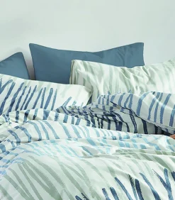 2 persoons beddengoed 240x220 cm+2 kussenslopen 65x65 cm in katoen