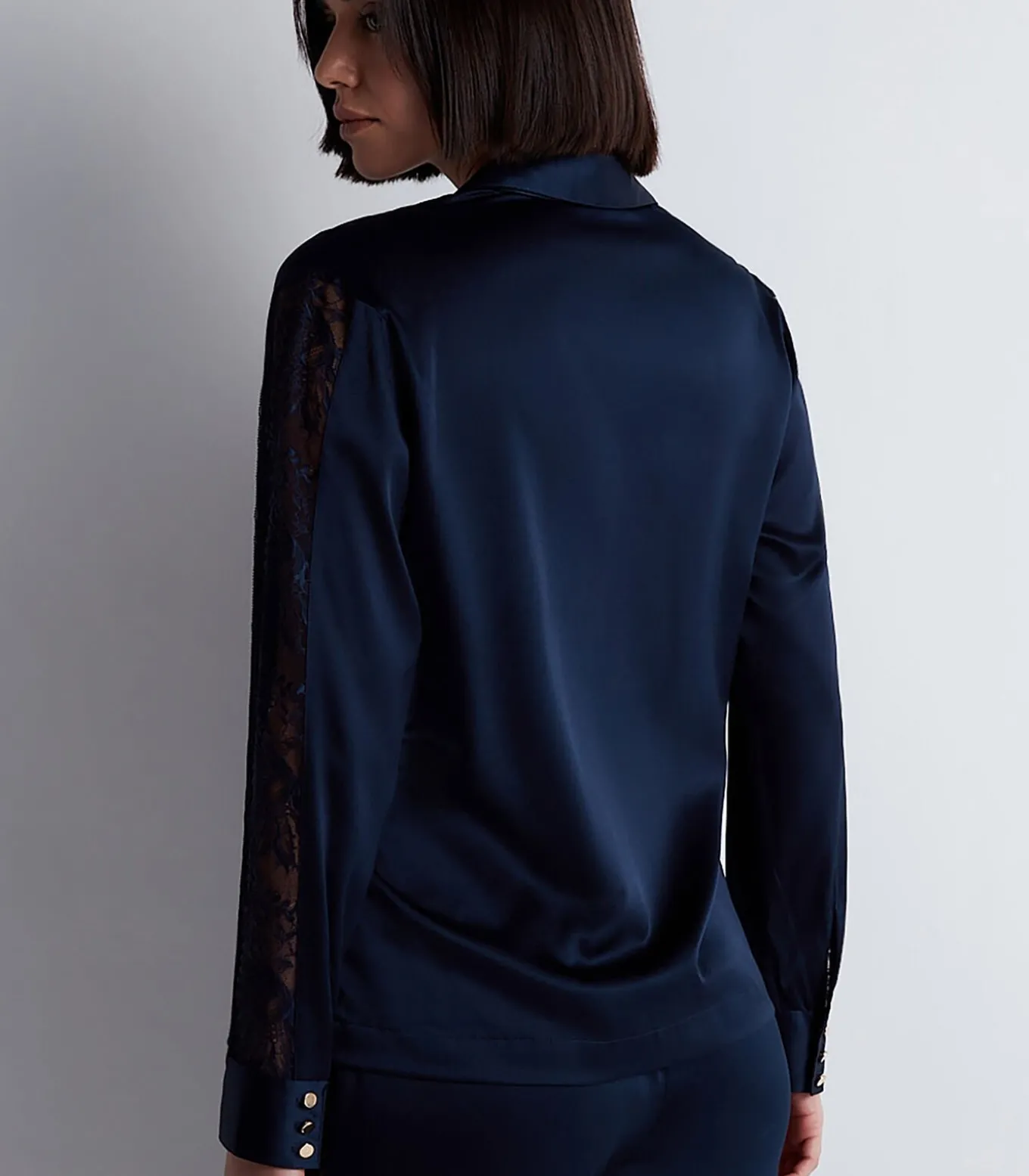 Blouse Midnight Whisper