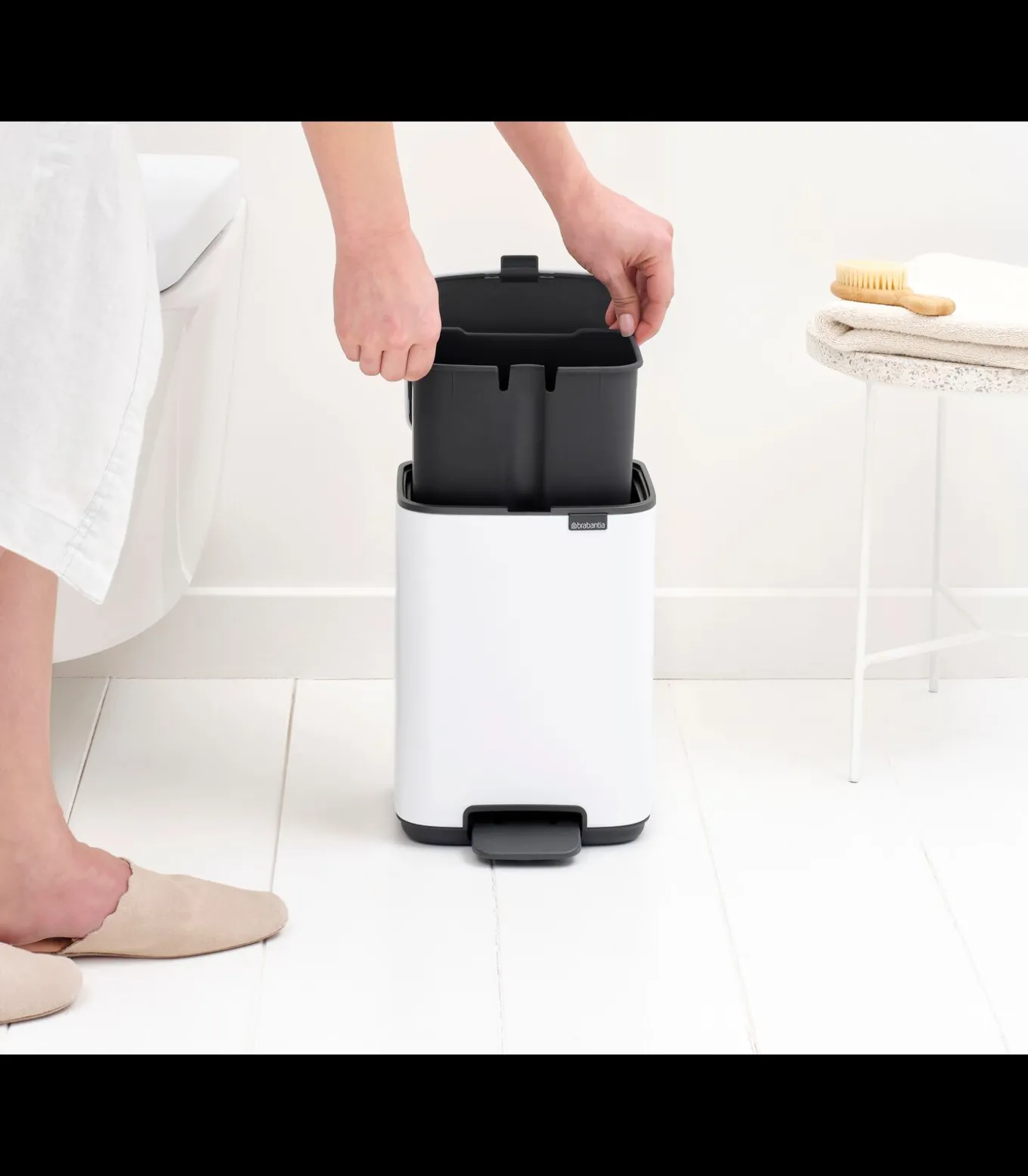 Brabantia Bo Pedaalemmer, 4 liter, stil sluitend, kunststof binnenemmer - White