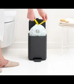 Brabantia Bo Pedaalemmer, 4 liter, stil sluitend, kunststof binnenemmer - Mineral Infinite Grey