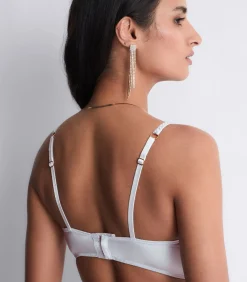 Buster Satin Memories