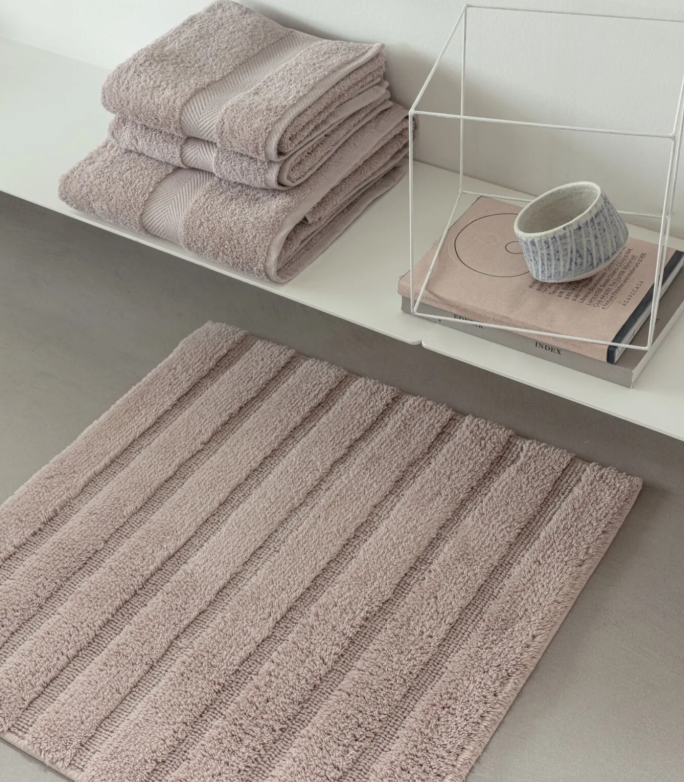 California Antislip Bidet mat Misty pink