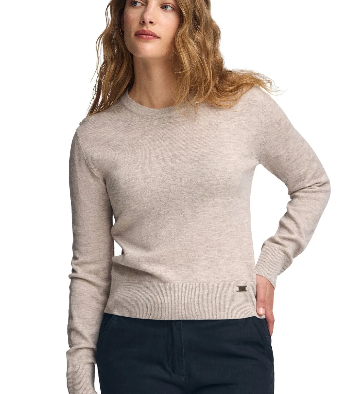 Gemêleerd beige trui van merinowol, met slim fit en ronde hals