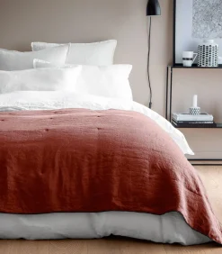 Gewatteerde deken van gewassen linnen, ONDERLINNEN