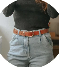 Gladde damesriem met Camel-juwelen