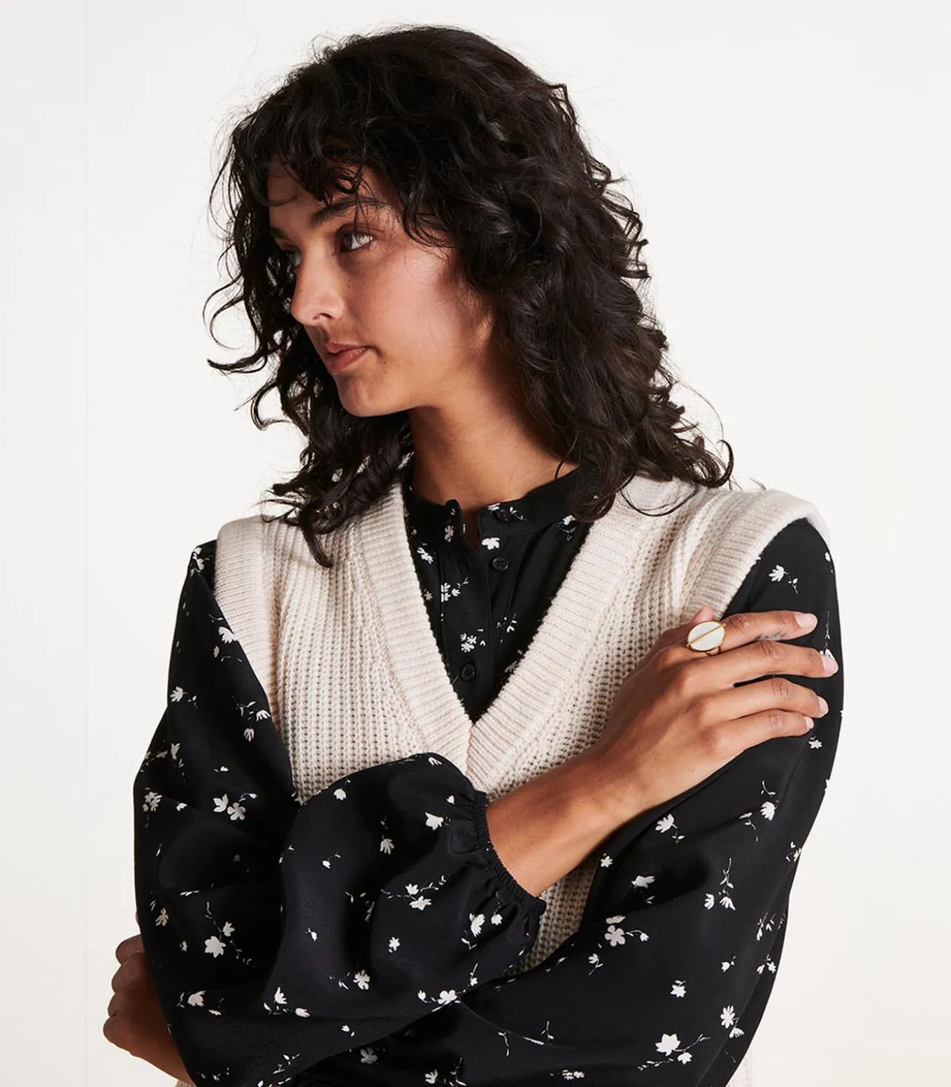 Gouden ronde ring met parelmoer