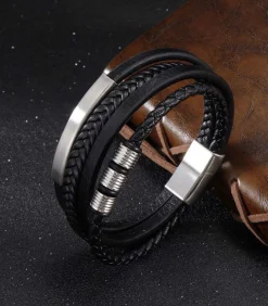 Heren Armband Leder - Zwart met Zilver Kleurige Accenten