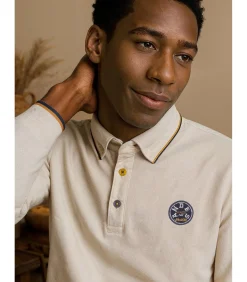 Heren poloshirt met lange mouwen in beige met patch