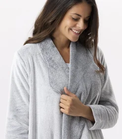 Kort jasje van flanellen pluche ESSENTIEL H73B