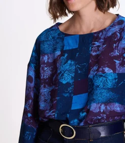 Korte paarse top met lange mouwprint