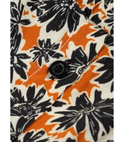 Lange rok met knop- en bloemenpatronen