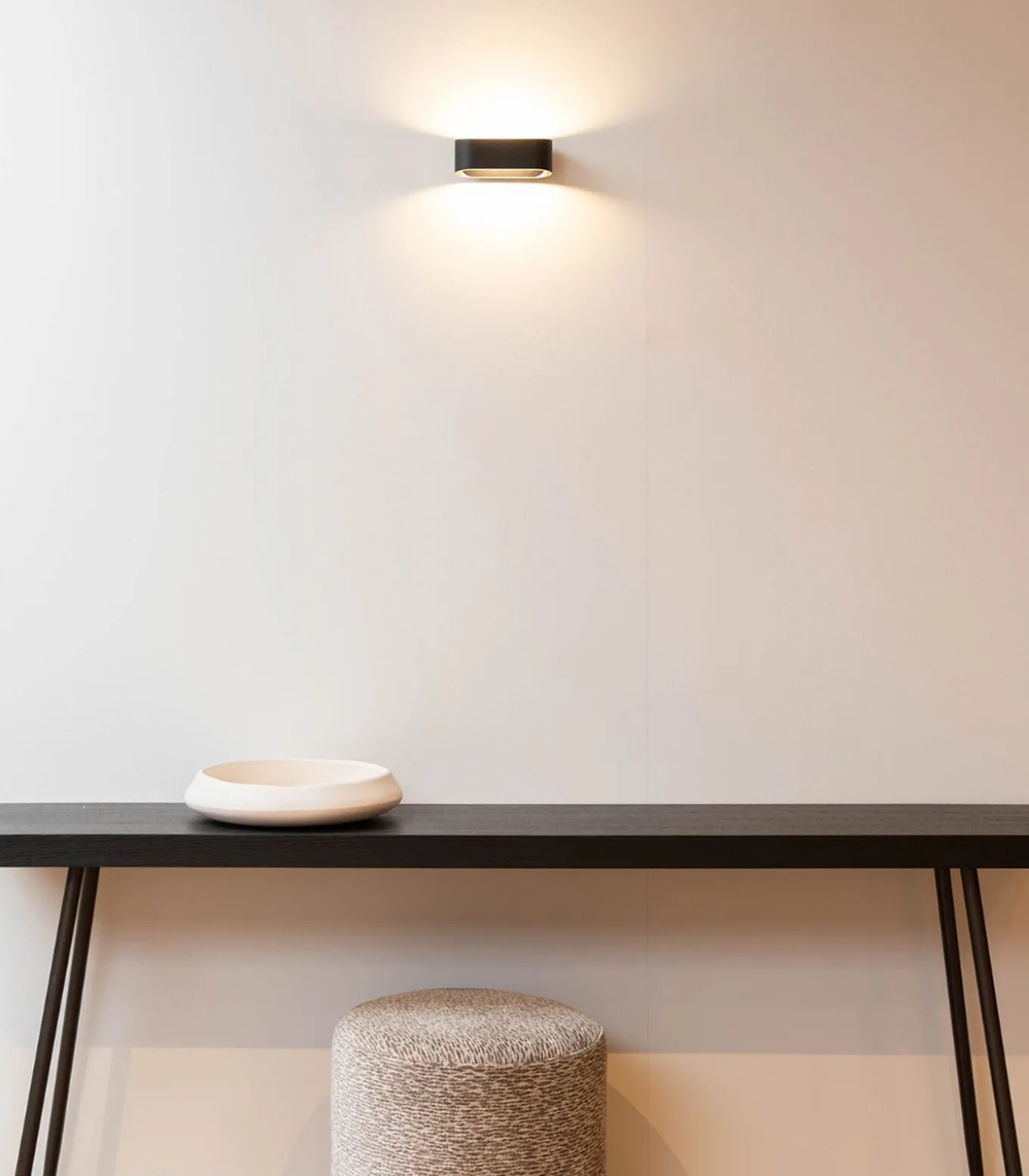 Lily - Wandlamp - Zwart