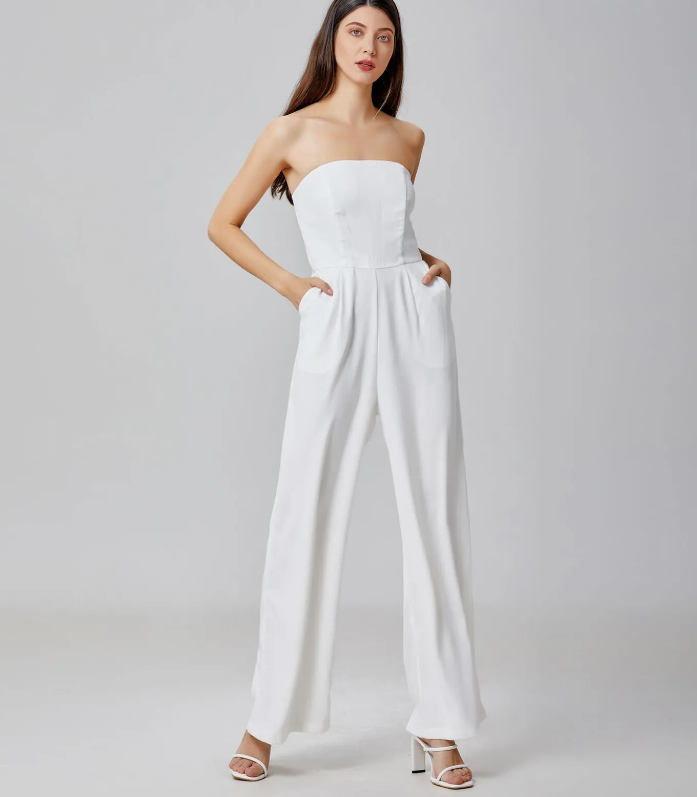 Minimalistische bustier jumpsuit
