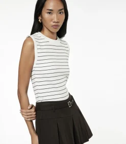 Mouwloze gebreide blouse