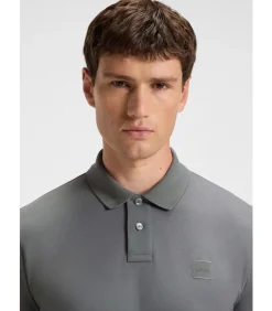 Passenger - open grey