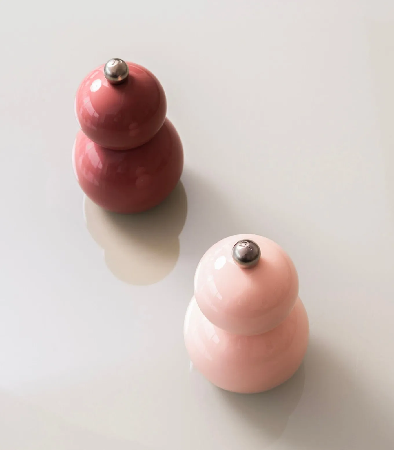 Peper/zoutmolen H12cm roze Betty - set/2