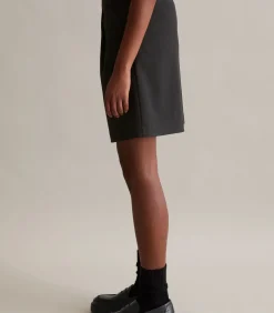 Relaxte bermuda met krijtstreepjes