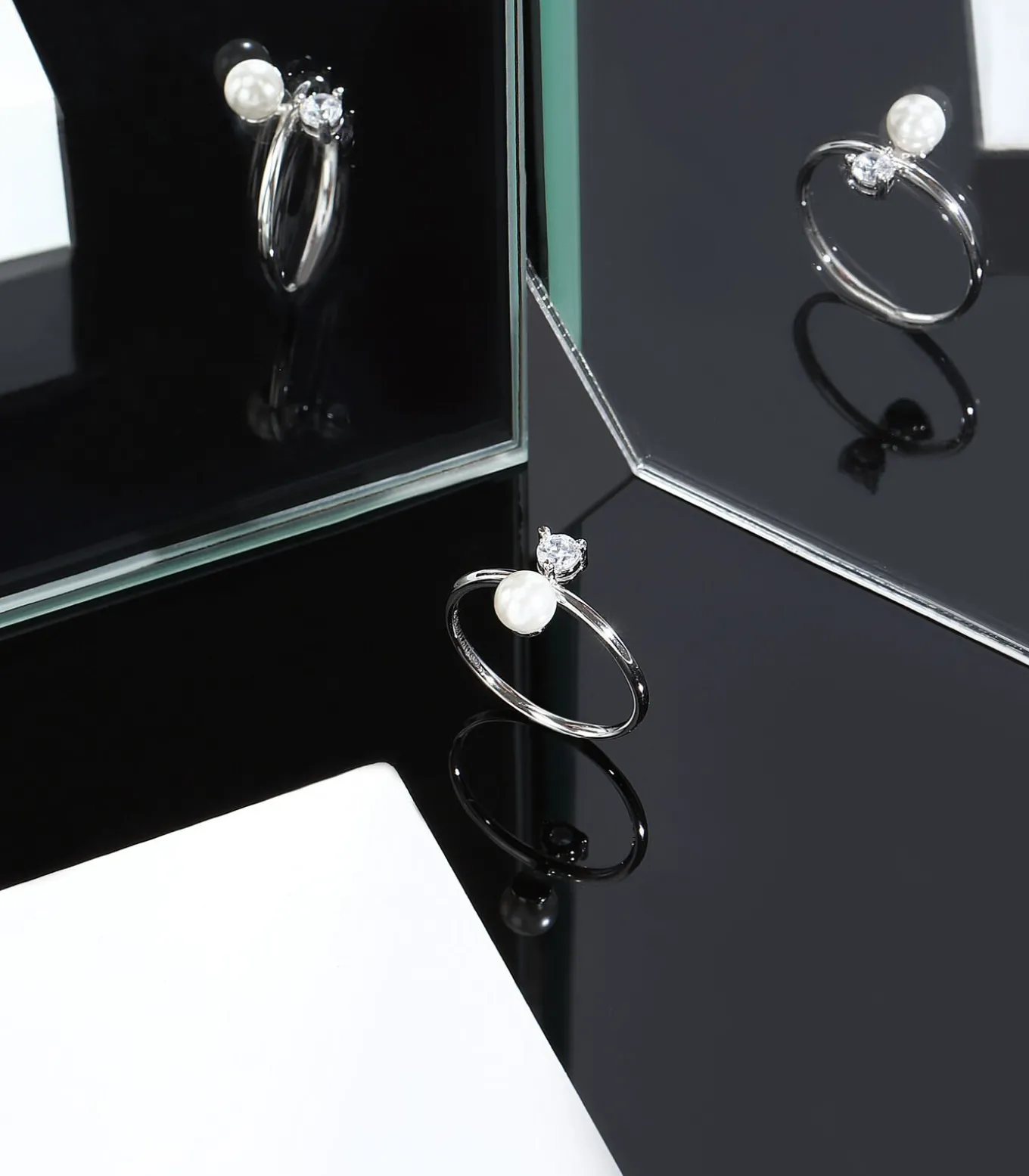 Ring PERLE CONTEMPORARY