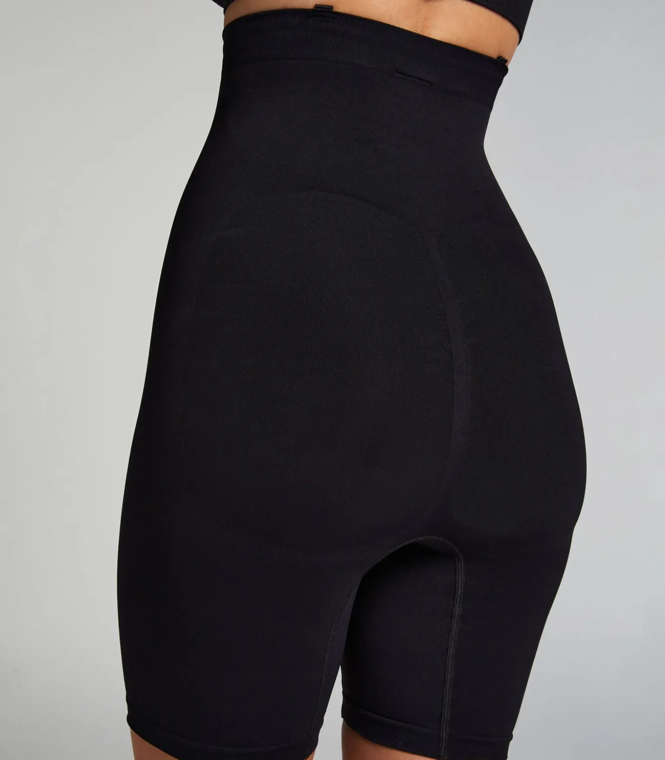 Seamless Enhancing Thigh Slimmer