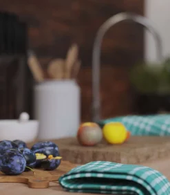 Set van 2 grote katoenen geruite servetten NELLY