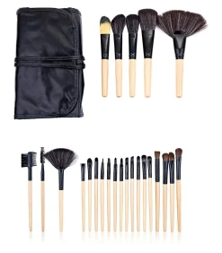 Set van 24 houten borstels