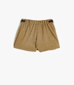 Shortslengte (halverwege de kuit) Normale taille Broekenrots