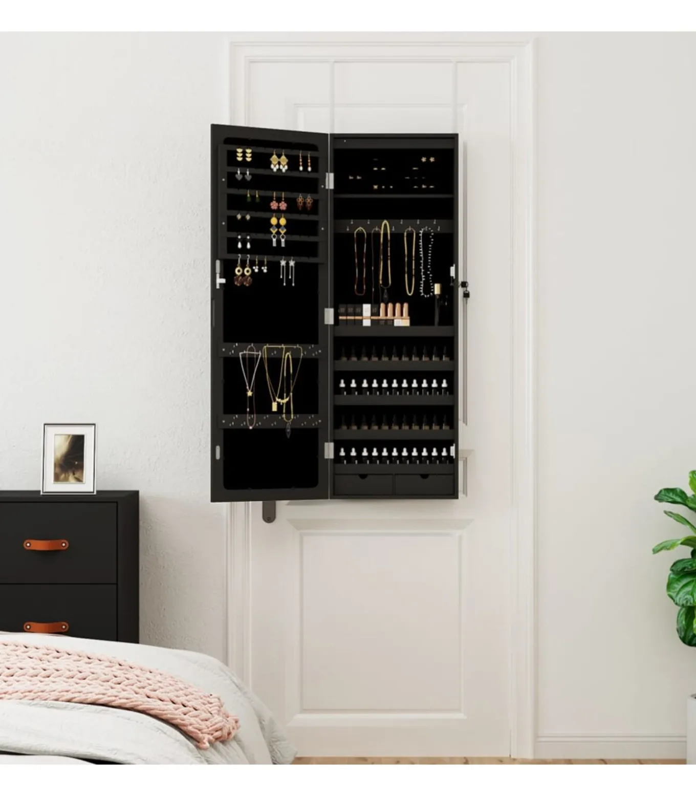 Sieradenkast met spiegel en LED wandgemonteerd zwart