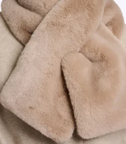 Sjaal van imitatiebont Oat OS