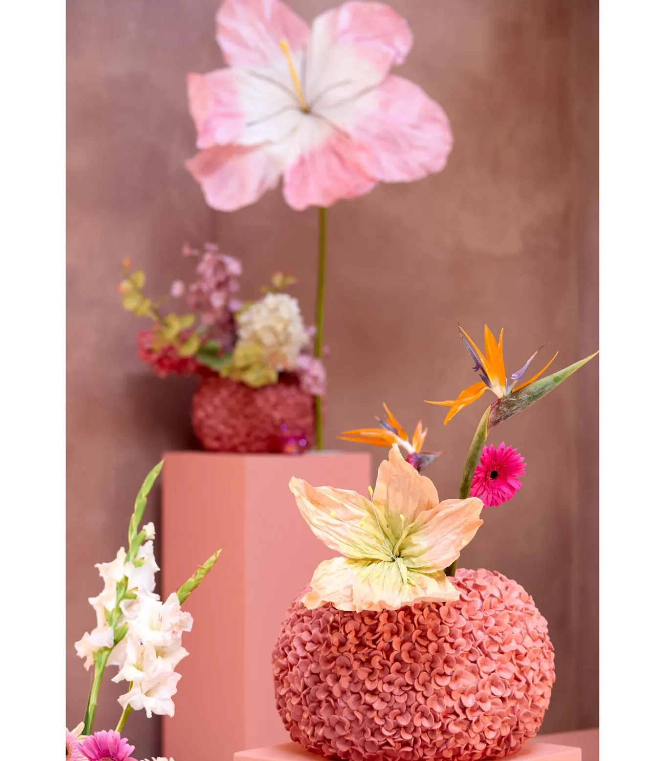 Vaas Phylia - Koraalrood - 47.5x47.5x30cm