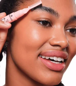 Wenkbrauwlijm met Lift- en Fixeereffect – Brow Lift & Freeze