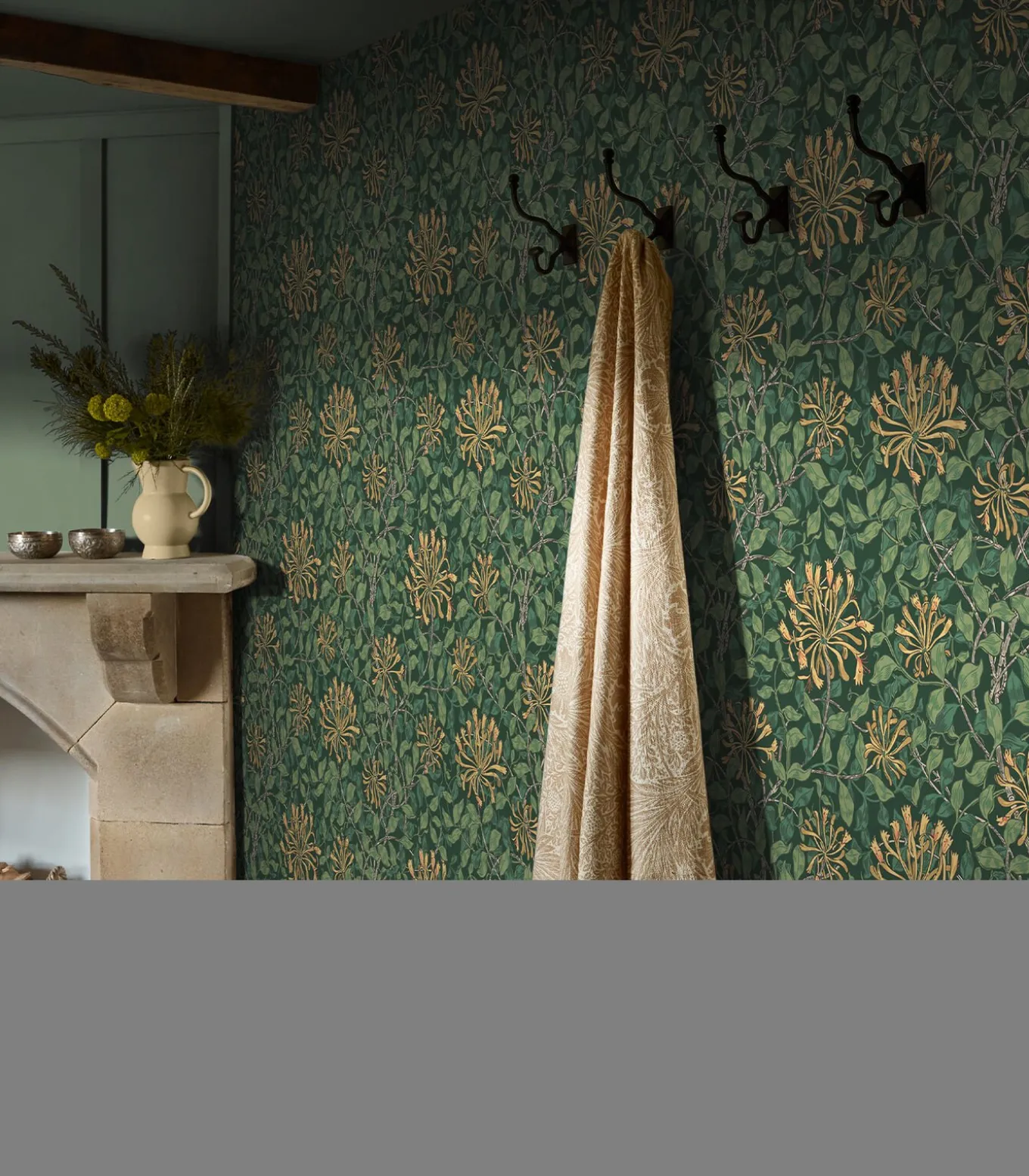 William Morris at Home Vliesbehang - Honeysuckle Verde - 1000x52