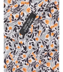 Wit jongensshirt met veelkleurige bloemenprint