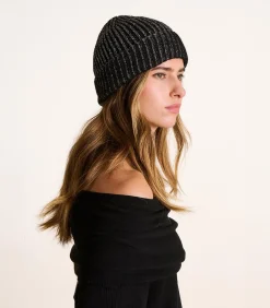 Zwarte muts met zilveren lurex, gebreid